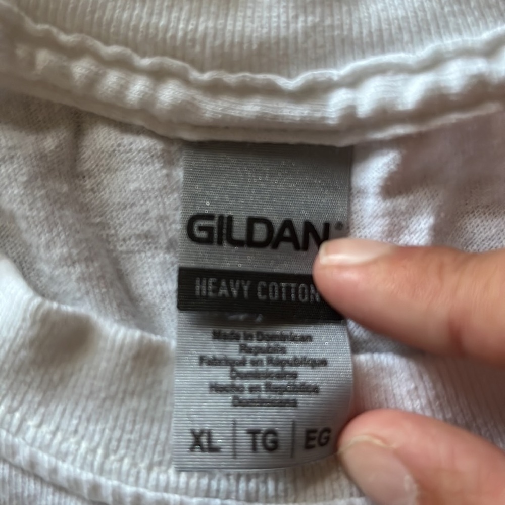 Shirt - Picture 3 of 4